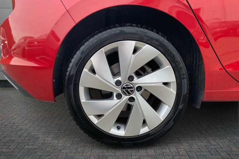 Volkswagen Golf 1.5 Tsi Style Red #5