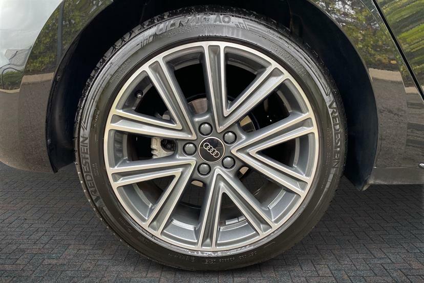 Audi A1 30 Tfsi S Line S Tronic WV25XPD Black #5