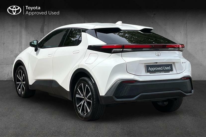 Toyota C-Hr 2.0 Phev Design Cvt MA74VLB White #3