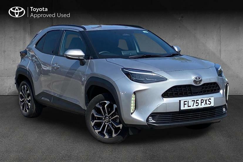 Toyota Yaris Cross 1.5 Hybrid Design Cvt Silver