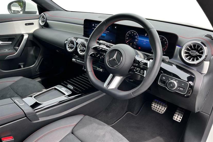 Mercedes-Benz CLA Class 200 Amg Line Executive Tip White #5