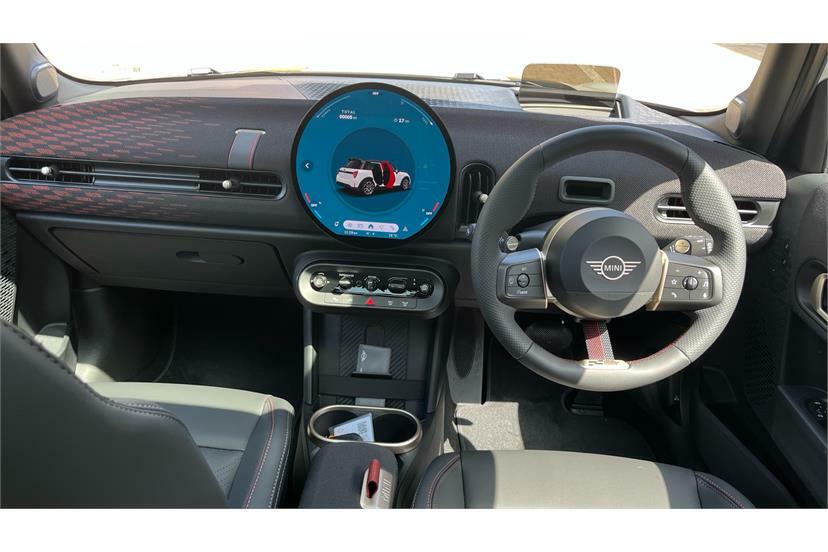 Mini Hatch 1.5 C Sport AK26UPX White #4