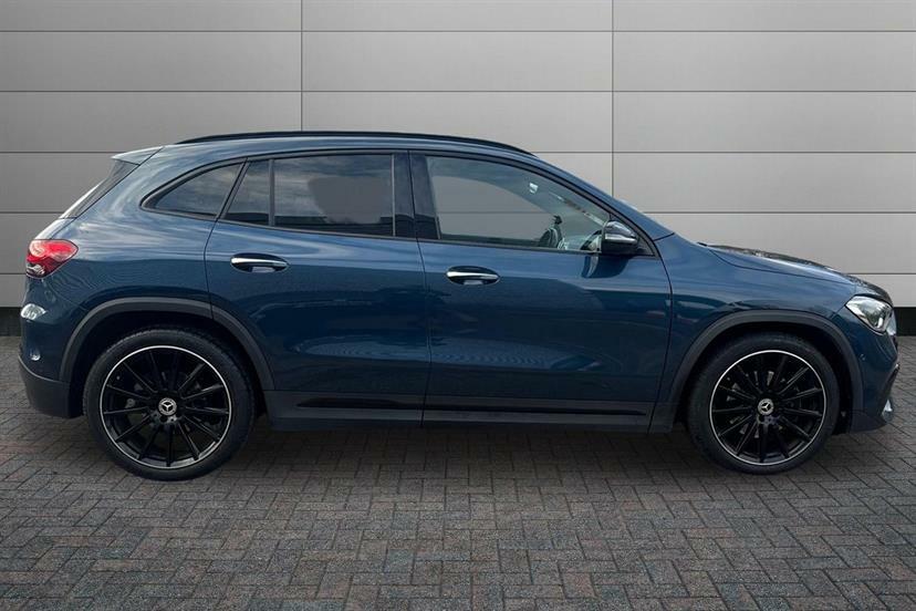 Mercedes-Benz GLA Class 200 Amg Line Premium Plus Night Ed KP23OOF Blue #3