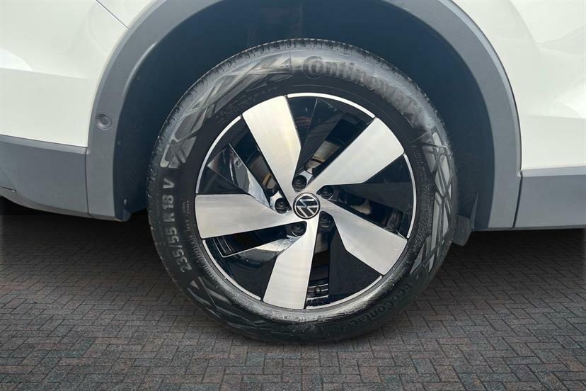 Volkswagen Tiguan 1.5 Etsi 150 Match Dsg GF25WJO White #5