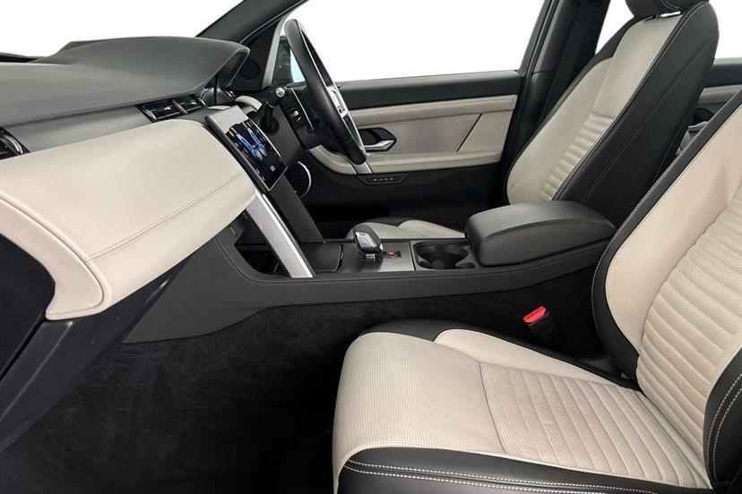 Land Rover Discovery Sport 2.0 D200 Dynamic Hse 5 Seat BP73LDL Black #3