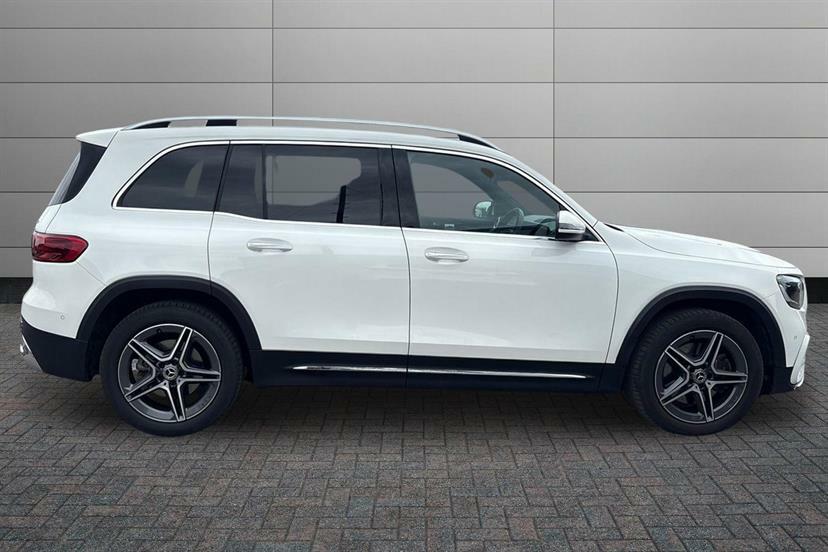 Mercedes-Benz GLB Class 220D 4Matic Amg Line Premium 8G-tronic White #3