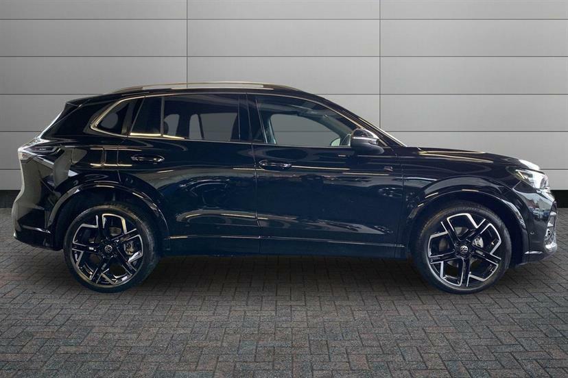 Volkswagen Tiguan 1.5 Etsi 150 R-line Dsg MW75EWY Black #4