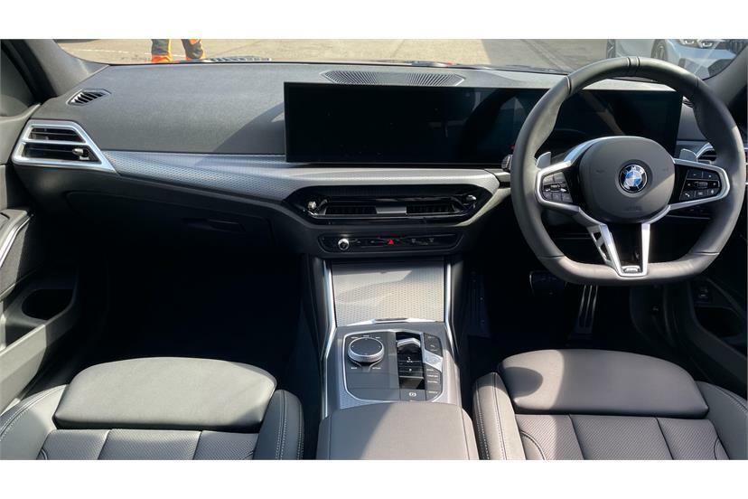 BMW 3 Series 320I M Sport Step AV26LUP Blue #4