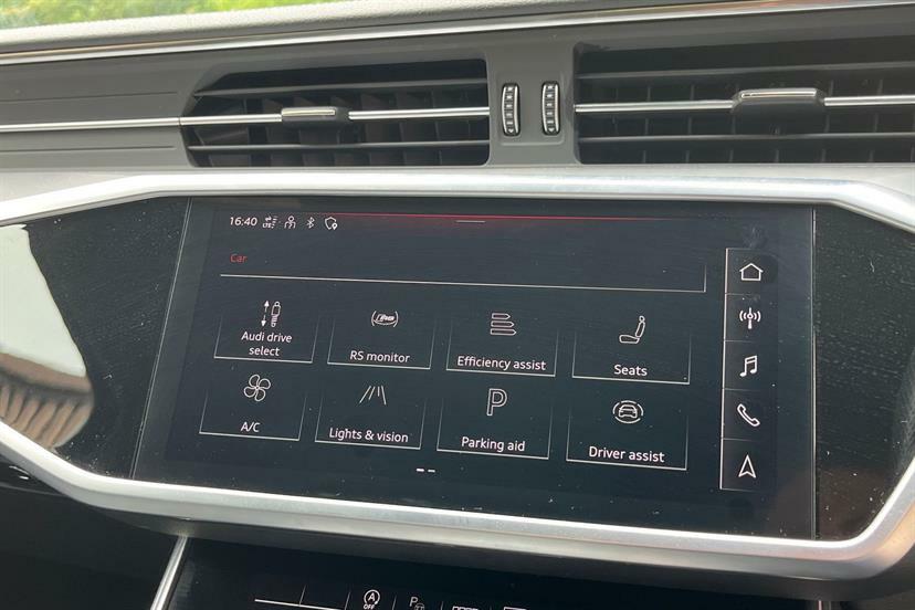 Audi RS6 Estate Black #18