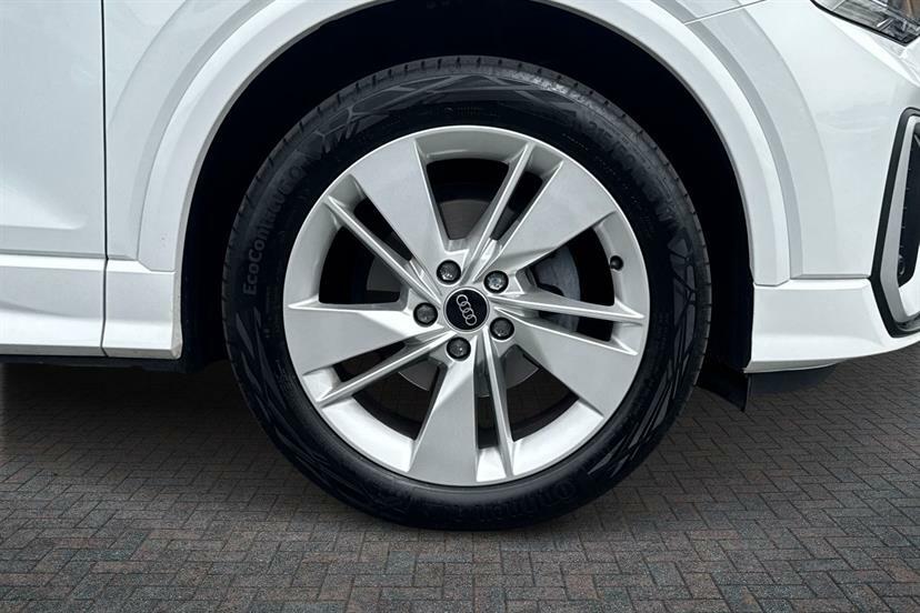 Audi Q2 35 Tfsi S Line Tech Pro EG23GAX White #5