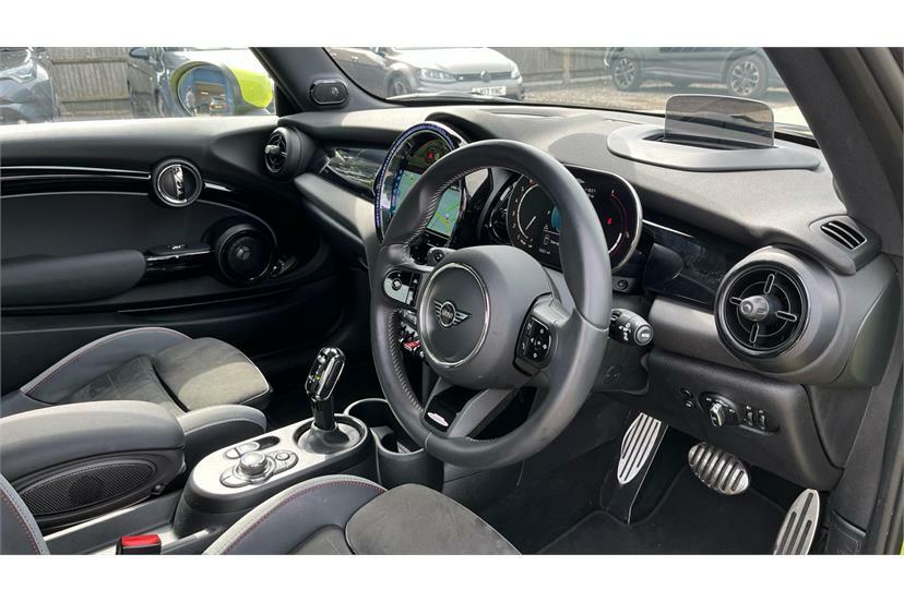 Mini Hatch 2.0 John Cooper Works AV24SMU Yellow #5