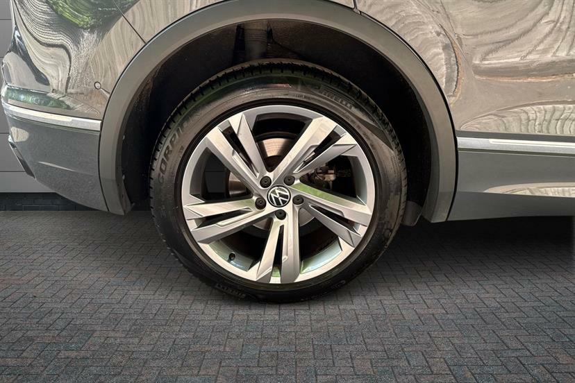 Volkswagen Tiguan 1.5 Tsi 150 R-line Edition Dsg AO73THF Grey #5