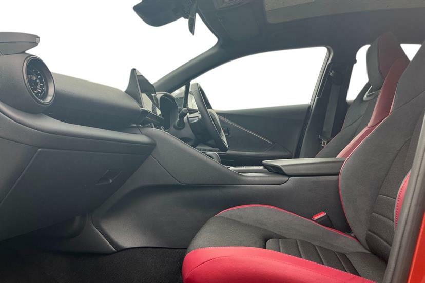 Toyota C-Hr 1.8 Hybrid Orange Edition Cvt DF75PNK Black #2