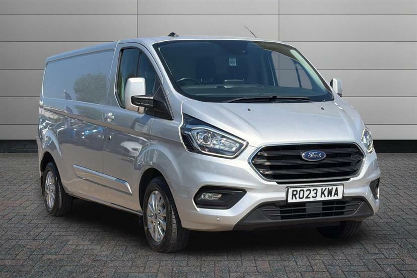 Ford Transit Custom 2.0 Ecoblue 130Ps Low Roof Limited Van Silver