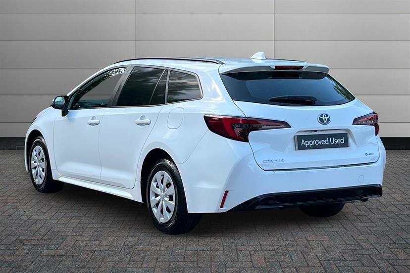 Toyota Corolla 1.8 Vvt-i Hybrid Commercial White #3