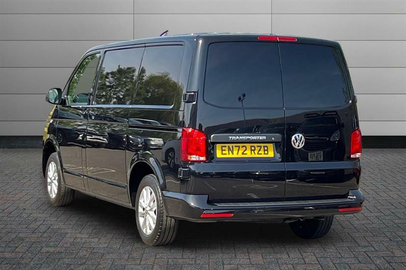 Volkswagen Transporter 2.0 Tdi 150 Highline Van Dsg EN72RZB Black #3