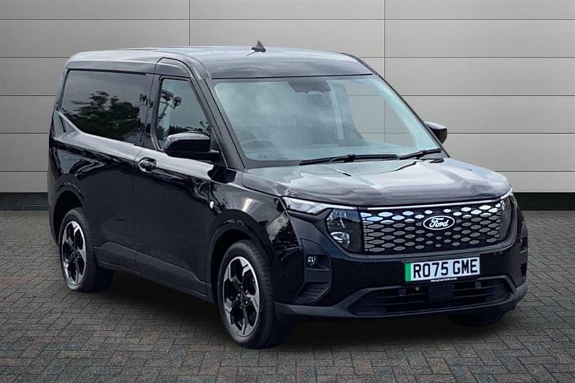 2025 Ford Transit Courier