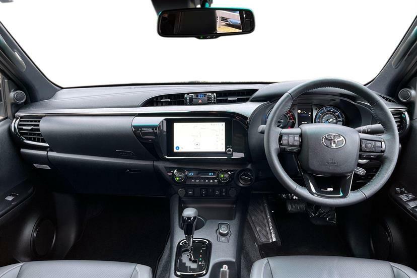 Toyota HILUX Invincible X Dcab Pick Up 2.8 D 48V GD75CRU Black #6