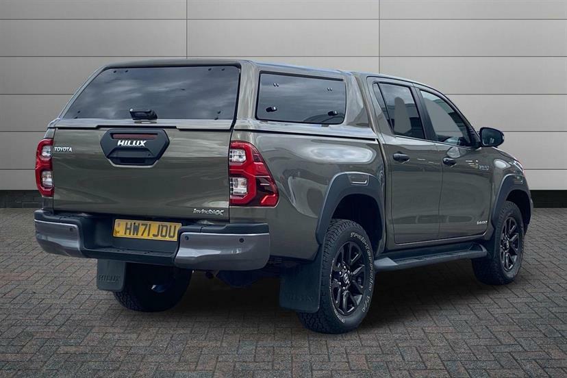 Toyota HILUX Invincible X Dcab Pick Up 2.8 D-4d HW71JOU Brown #2