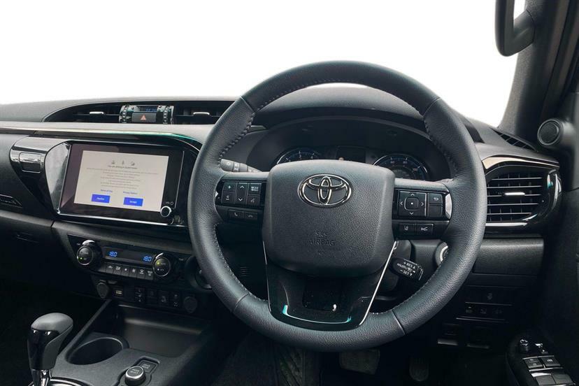 Toyota HILUX Invincible X Dcab Pick Up 2.8 D 48V RF75JUO Black #6