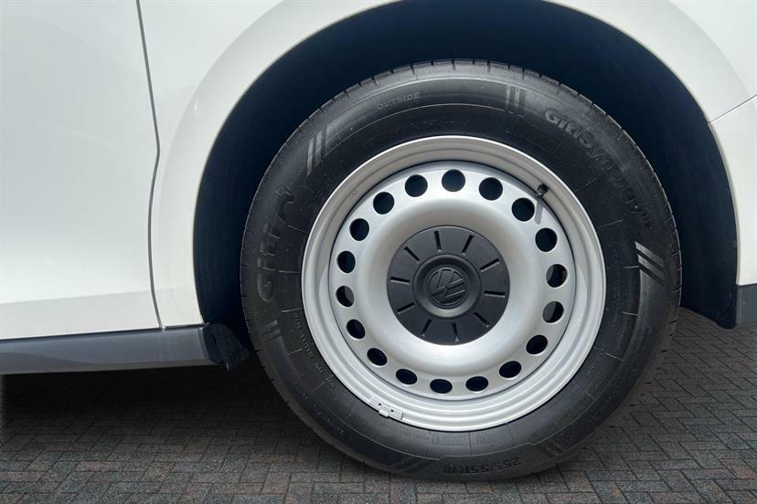 Volkswagen ID.Buzz 210Kw Commerce 79Kwh LL25WLA White #5