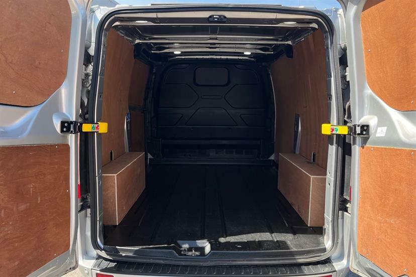Ford Transit Custom 2.0 Ecoblue 130Ps Low Roof Limited Van HN22KHR Silver #2