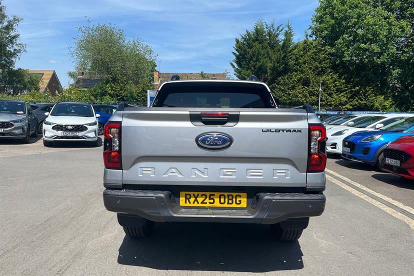 Ford Ranger Pick Up Double Cab Wildtrak 2.0 Ecoblue 205 RX25OBG Silver #2