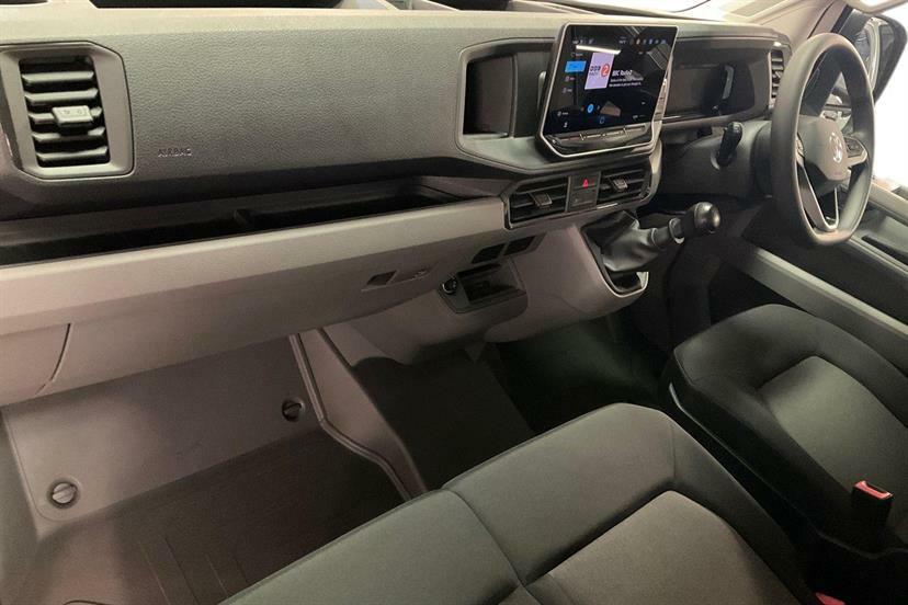 Volkswagen Crafter 2.0 Tdi 140Ps Commerce Etg Dropside KY74RHA White #2