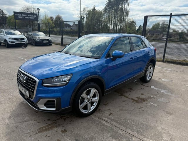 Audi Q2 Tdi 30 Sport Suv HT19HXZ Blue #2