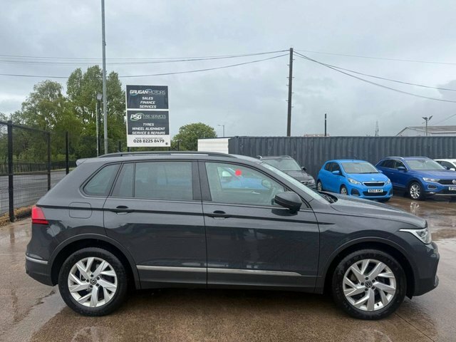 Volkswagen Tiguan Tdi Life Suv CK22KNC Grey #5