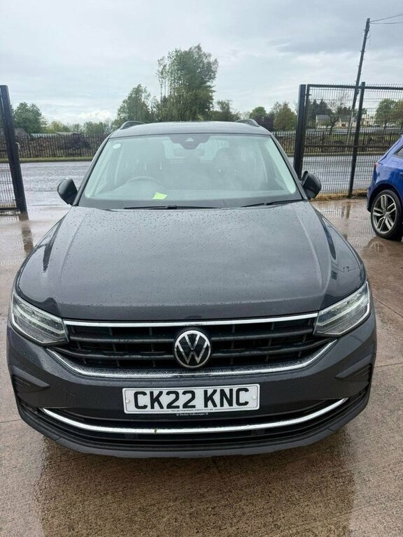 Volkswagen Tiguan Tdi Life Suv CK22KNC Grey #6