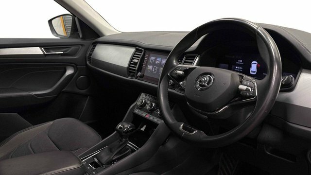 Skoda Kodiaq Tdi Se Drive Suv AJ72EJC Black #4