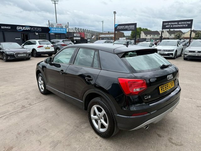 Audi Q2 Tdi 30 Technik Suv RE69LVX Black #5