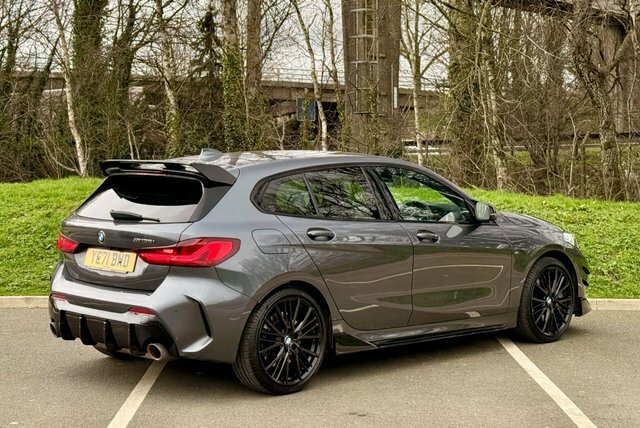 BMW 1 Series Hatchback YE71BWD Grey #4