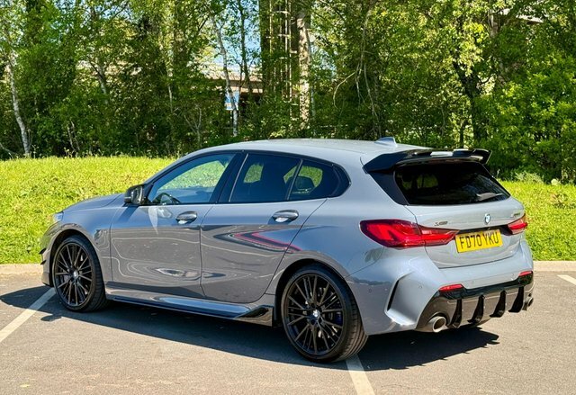 BMW 1 Series Hatchback FD70YKU Grey #3