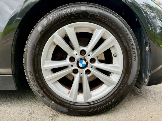 BMW 3 Series Estate AF16EXT Black #6
