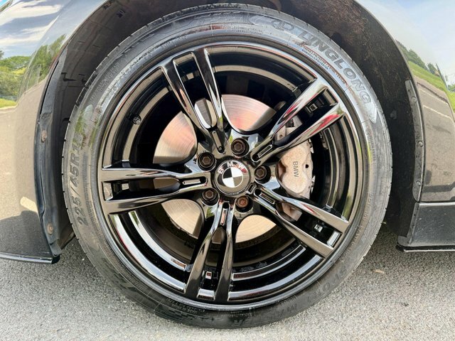BMW 3 Series Estate HV15NUJ Black #6