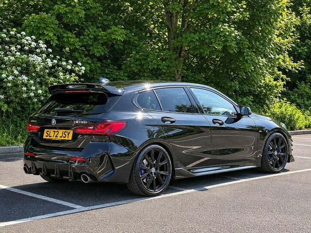 BMW 1 Series Hatchback SL72JSY Black #4