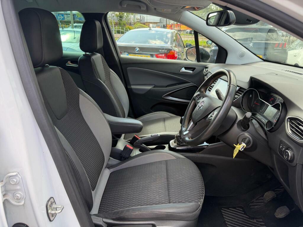 Vauxhall Crossland X 1.2 Turbo Business Edition Nav Euro 6 S S BF69UHV White #5
