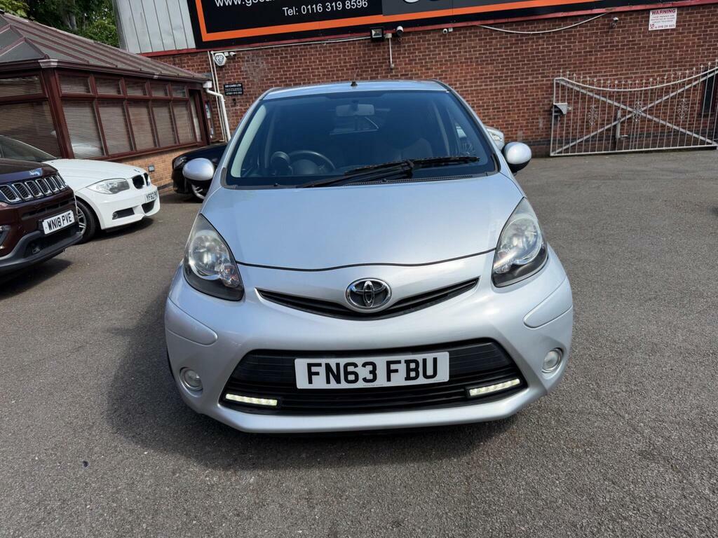 Toyota Aygo 1.0 Vvt-i Mode Euro 5 FN63FBU Silver #2