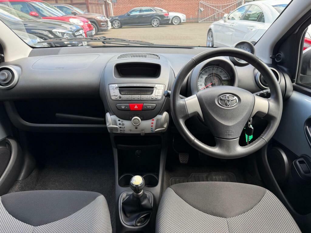 Toyota Aygo 1.0 Vvt-i Mode Euro 5 FN63FBU Silver #4