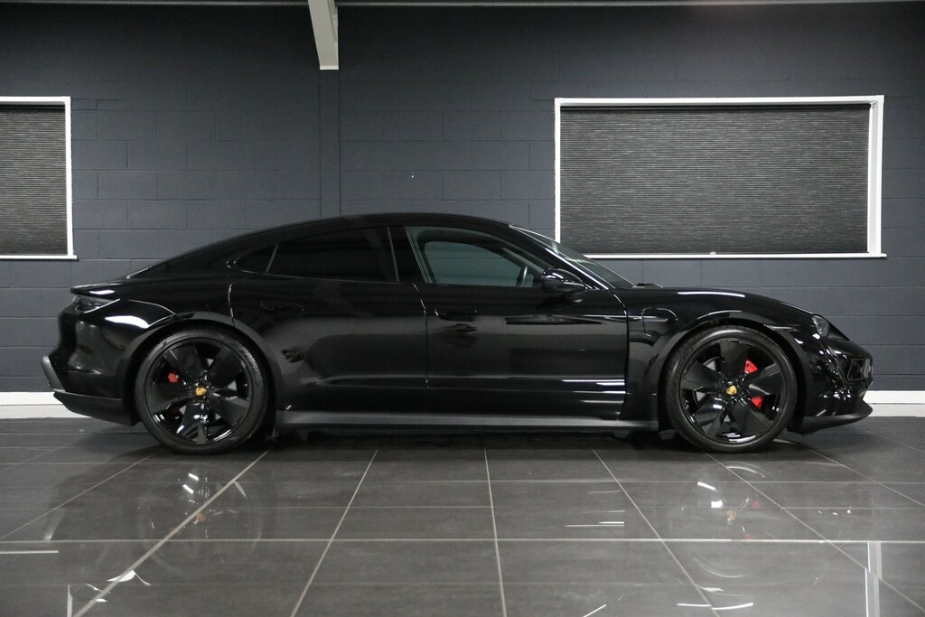Porsche Taycan Saloon YB73AUW #4