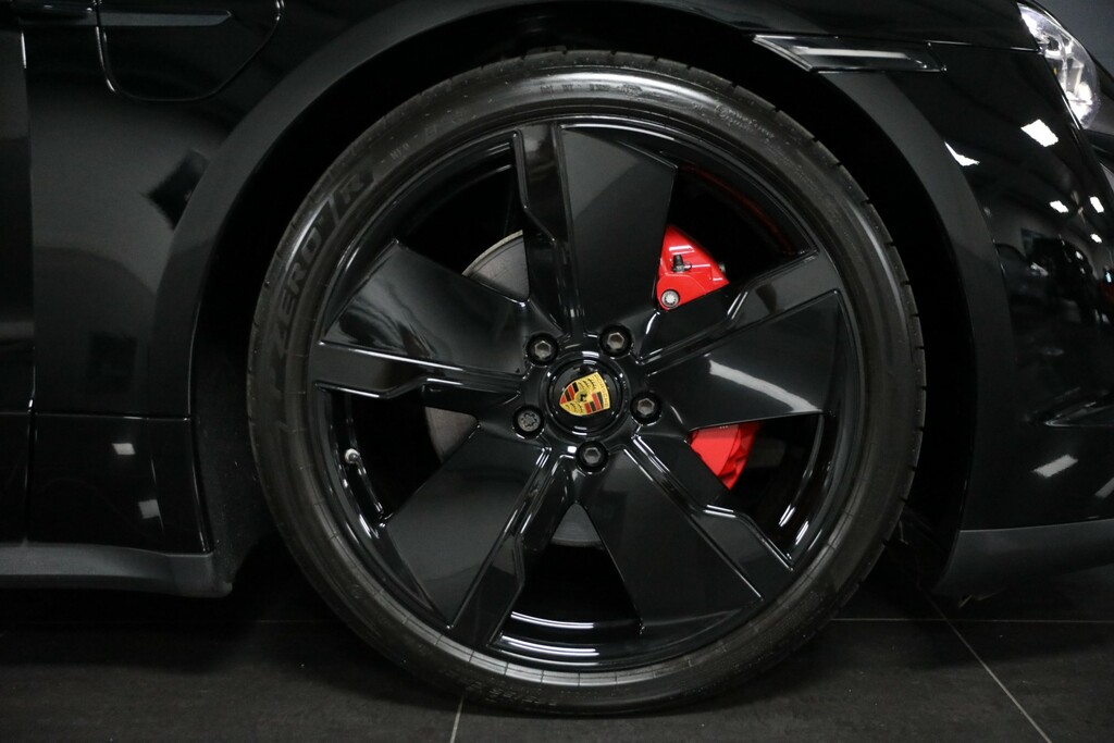 Porsche Taycan Saloon YB73AUW #2