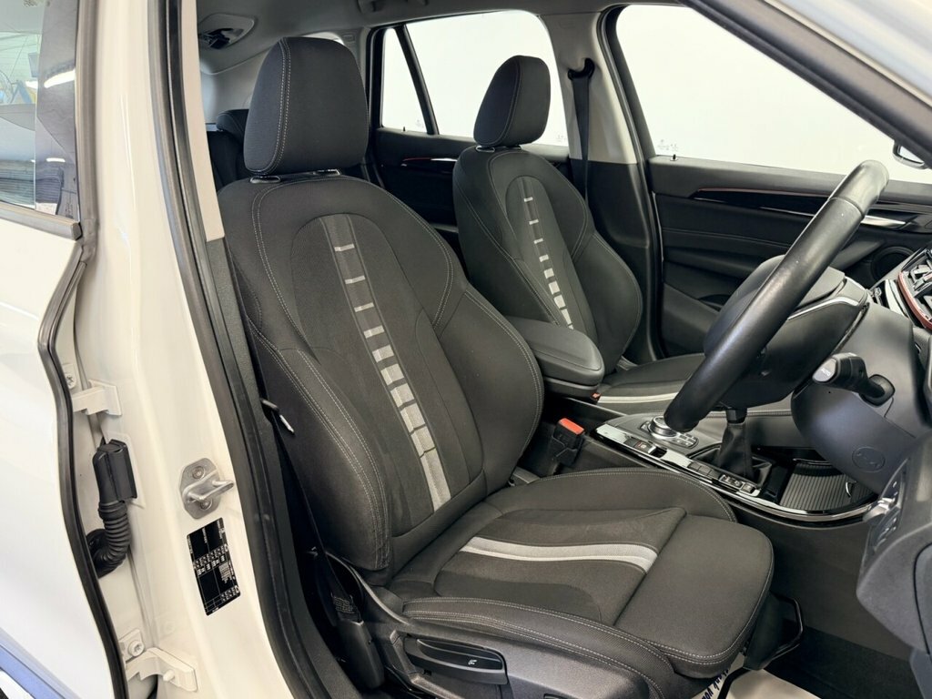 BMW X1 X1 Sdrive18i Sport DX19UMY White #3