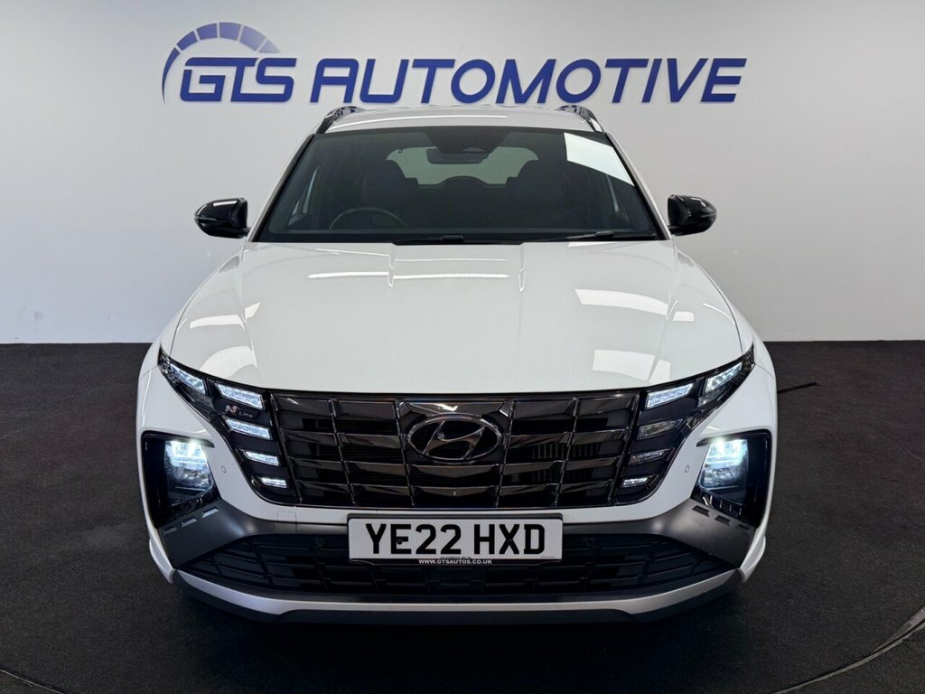 Hyundai Tucson Suv YE22HXD White #6