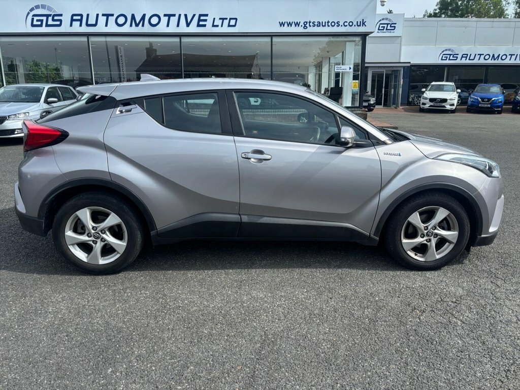 Toyota C-Hr Suv YY67UBF Silver #5