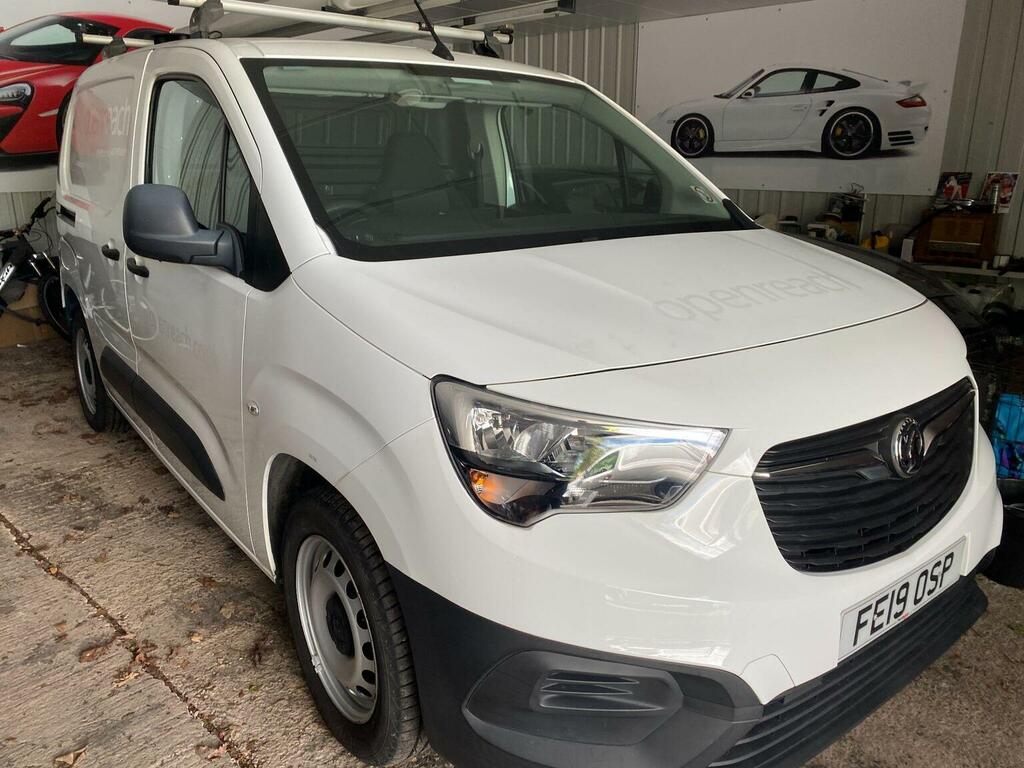 Vauxhall Combo Panel Van 1.6 Turbo D 2300 Edition L1 H1 Euro 6 S White