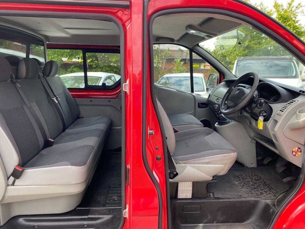 Vauxhall Vivaro Combi Van 2.0 2900 Cdti Crew Van Fwd L3 2014 KY14BBX Red #2