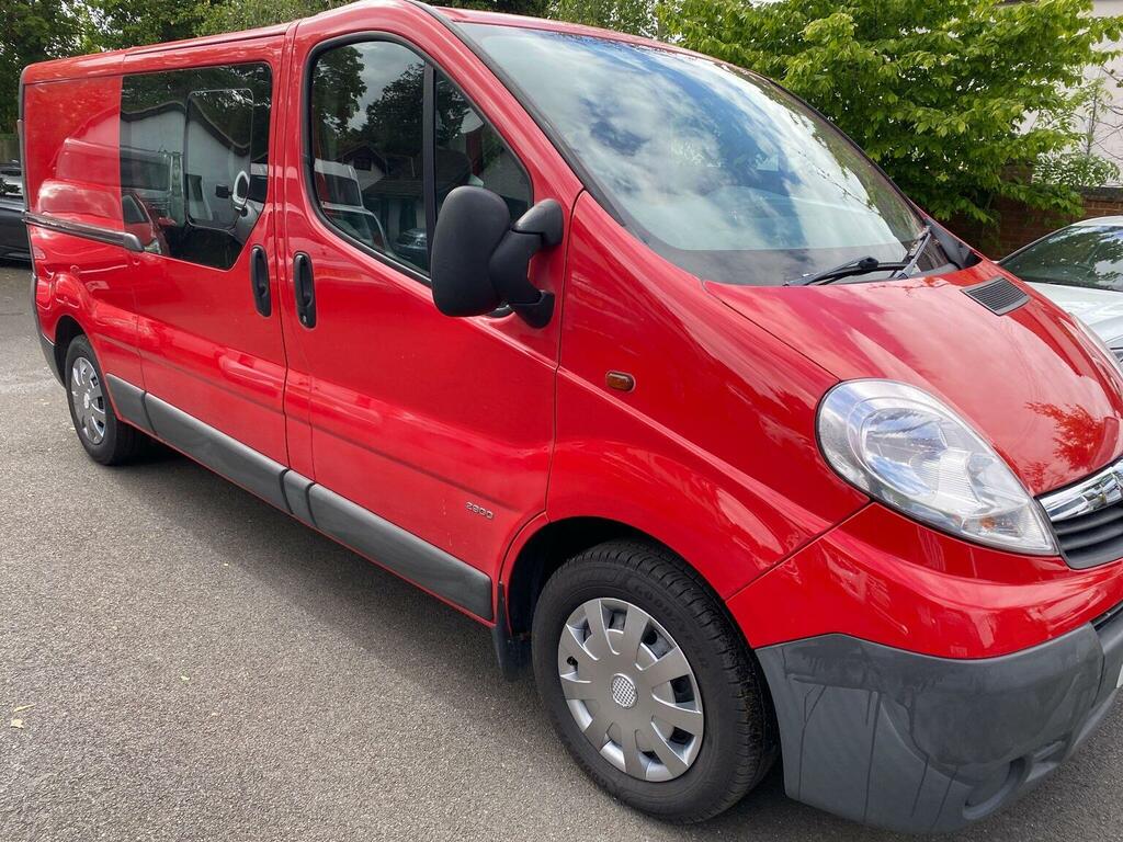 Vauxhall Vivaro Combi Van 2.0 2900 Cdti Crew Van Fwd L3 2014 KY14BBX Red #4