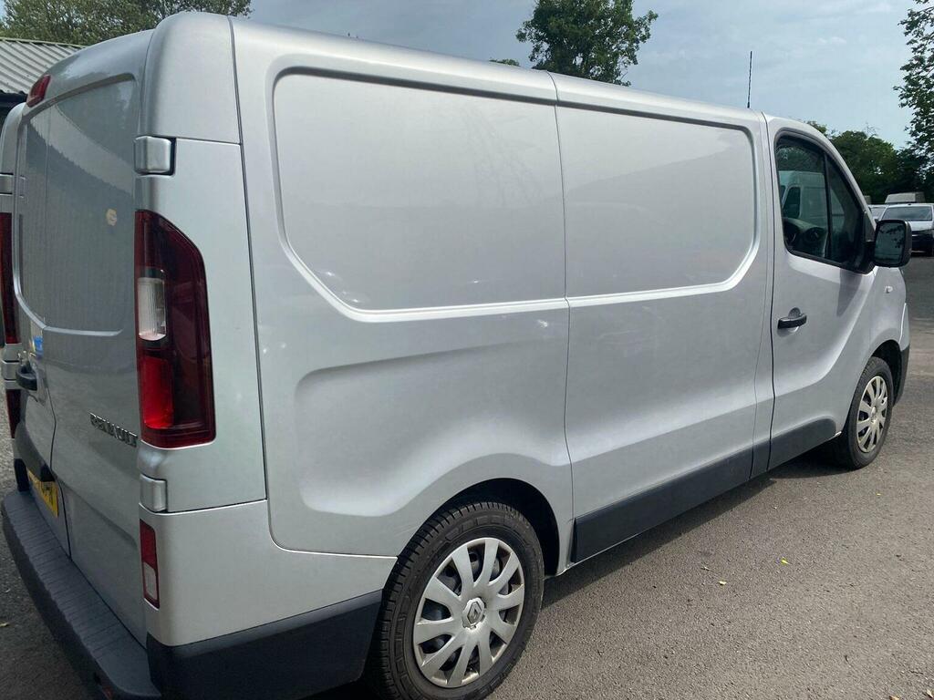 Renault Trafic Panel Van 2.0 Dci Energy 28 Business Swb Standard YC71UPN Silver #3